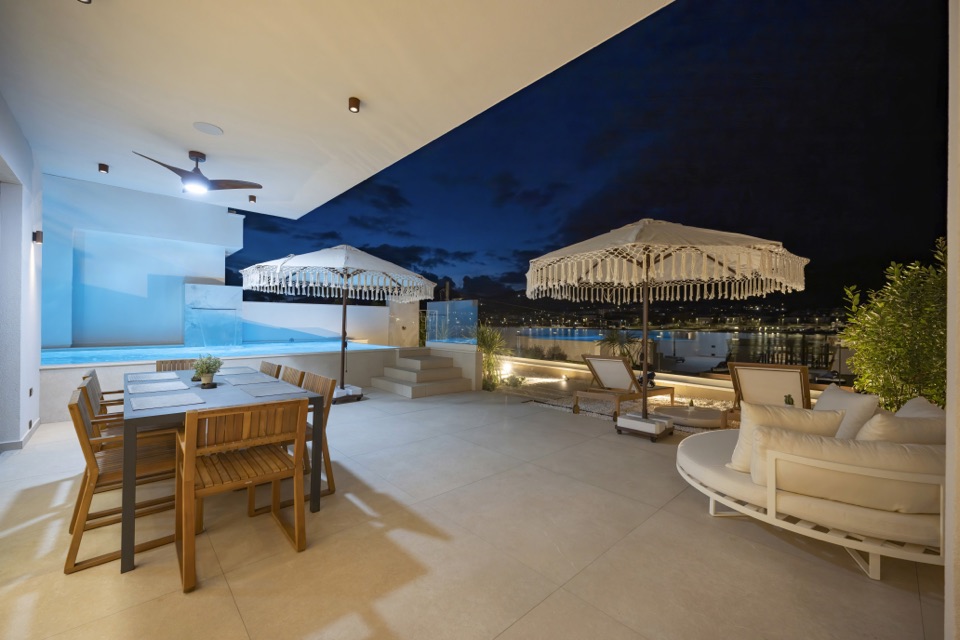 Beachfront Villa in Trogir — photo 5